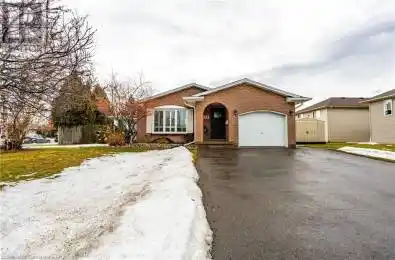 109 LARCHWOOD Circle Welland Ontario L3C6T1