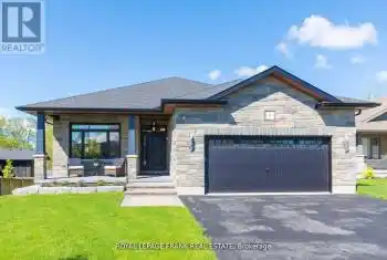 4 Spartan Court, Quinte West (Murray Ward), Ontario K8V5P4, 3 Bedrooms Bedrooms, ,3 BathroomsBathrooms,All Houses,For Sale,Spartan,X12003775