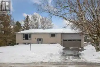 344 Old Surrey Lane, Kawartha Lakes (Bobcaygeon), Ontario K0M1A0, 3 Bedrooms Bedrooms, ,2 BathroomsBathrooms,All Houses,For Sale,Old Surrey,X12003792
