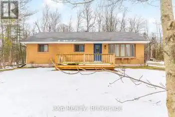 15 Mapleport Crescent, South Bruce Peninsula, Ontario N0H2G0, 3 Bedrooms Bedrooms, ,2 BathroomsBathrooms,All Houses,For Sale,Mapleport,X12005119
