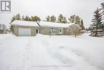 70 Sprucedale Avenue, Madawaska Valley, Ontario K0J1B0, 3 Bedrooms Bedrooms, ,3 BathroomsBathrooms,All Houses,For Sale,Sprucedale,X12006180