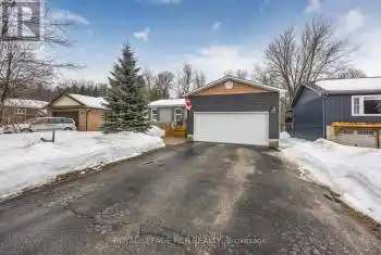 236 Simcoe Street, Clearview (Stayner), Ontario L0M1S0, 4 Bedrooms Bedrooms, ,5 BathroomsBathrooms,All Houses,For Sale,Simcoe,S12006293