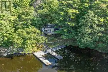 2910 MACLEAN LK N S RD Road, Severn, Ontario L0K1E0, 2 Bedrooms Bedrooms, ,1 BathroomBathrooms,All Houses,For Sale,MACLEAN LK N S RD,S12006163