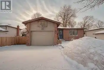 745 Algonquin Drive, Midland, Ontario L4R4Z9, 4 Bedrooms Bedrooms, ,2 BathroomsBathrooms,All Houses,For Sale,Algonquin,S12006947