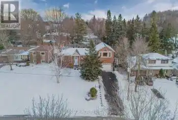 20 Marion Street, Caledon (Caledon East), Ontario L7C1K8, 4 Bedrooms Bedrooms, ,3 BathroomsBathrooms,All Houses,For Sale,Marion,W12007101