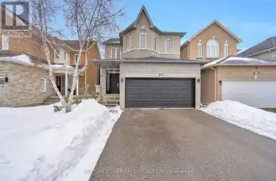 592 Heddle Crescent Newmarket (Stonehaven-Wyndham) Ontario L3X2J5