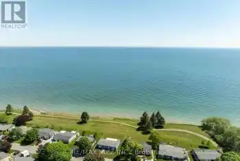 15 Bluffs Road, Clarington (Bowmanville), Ontario L1B1A3, 2 Bedrooms Bedrooms, ,1 BathroomBathrooms,All Houses,For Sale,Bluffs,E12007518