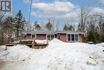 8248 County Road 46 Road, Havelock-Belmont-Methuen, Ontario K0L1A0, 2 Bedrooms Bedrooms, ,1 BathroomBathrooms,All Houses,For Sale,County Road 46,X12007533