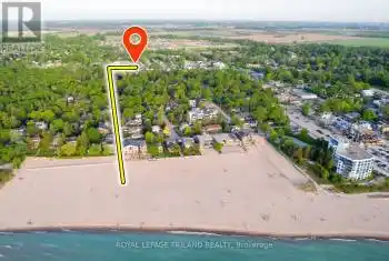 8 Oak Street Unit# 3, Lambton Shores (Grand Bend), Ontario N0M1T0, 2 Bedrooms Bedrooms, ,1 BathroomBathrooms,Condo,For Sale,Oak,X12007474