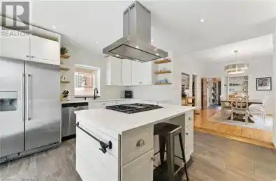 47 IRVIN Street Kitchener Ontario N2H1K7