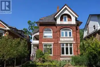 178 High Park Avenue Unit# 5, Toronto (High Park North), Ontario M6P2S4, 1 Bedroom Bedrooms, ,1 BathroomBathrooms,All Houses,For Rent,High Park,W12010543