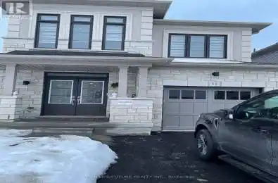 11 Salmon Crescent Clarington (Bowmanville) Ontario L1B0X1