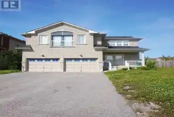 30 Charlemagne Avenue, Barrie (Innis-Shore), Ontario L4M0A8, 4 Bedrooms Bedrooms, ,4 BathroomsBathrooms,All Houses,For Sale,Charlemagne,S12009483