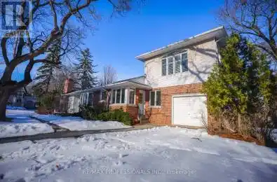 88 Valecrest Drive Toronto (Edenbridge-Humber Valley) Ontario M9A4P6