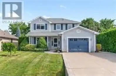 8 Marlow Avenue Grimsby (542 - Grimsby East) Ontario L3M1Y3