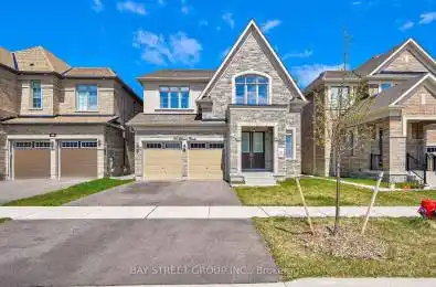 86 Sikura Circ Aurora Ontario L4G 3Y9