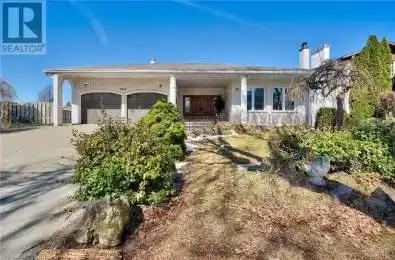 7105 YORK Drive Niagara Falls Ontario L2E7A1