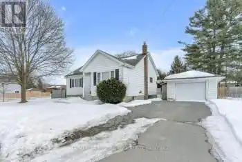 653 Portsmouth Avenue, Kingston (25 - West of Sir John A. Blvd), Ontario K7M1W2, 5 Bedrooms Bedrooms, ,2 BathroomsBathrooms,All Houses,For Sale,Portsmouth,X12012330