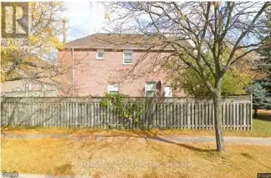 85 Laird Drive Markham (Middlefield) Ontario L3S3N6