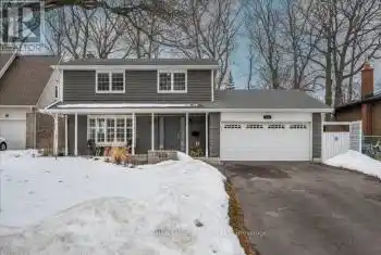 279 Surrey Drive, Oakville (1001 - BR Bronte), Ontario L6L3T6, 4 Bedrooms Bedrooms, ,4 BathroomsBathrooms,All Houses,For Sale,Surrey,W12012613