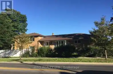 2 Ollerton Road Toronto (York University Heights) Ontario M3J1X6