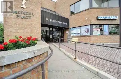 170 Queensway Avenue Unit# 107 Mississauga (Cooksville) Ontario L5B3A8