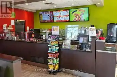 15 Gateway Boulevard Brampton (Queen Street Corridor) Ontario L6T0H4