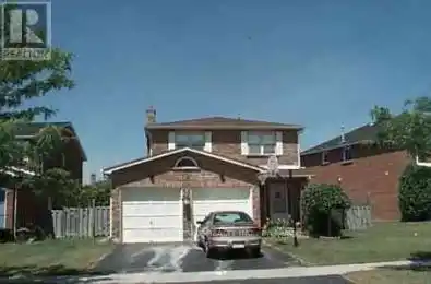 10 Alderwood Street Unit# Upper Whitchurch-Stouffville (Stouffville) O