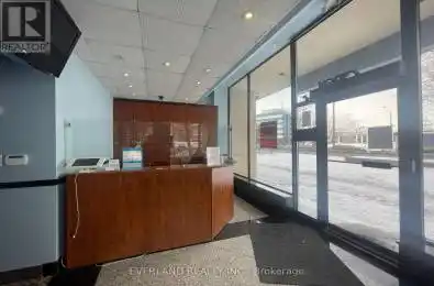 1 Leaside Park Drive Unit# 6 Toronto (Thorncliffe Park) Ontario M4H1R1