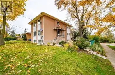 58 BRANDON Avenue Kitchener Ontario N2M2J3