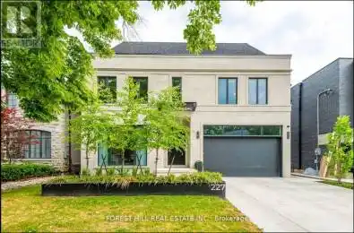 227 Strathallan Wood Toronto (Bedford Park-Nortown) Ontario M5N1T5