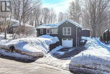 1053 Division Road, Severn, Ontario L3V6H4, 3 Bedrooms Bedrooms, ,1 BathroomBathrooms,All Houses,For Sale,Division,S12014083