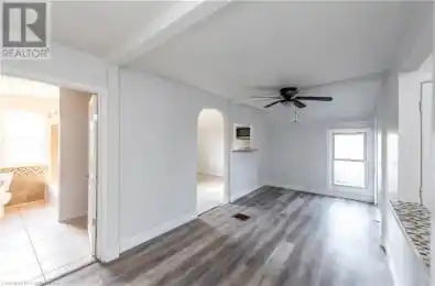455 WENTWORTH Street Hamilton Ontario L8L5W7