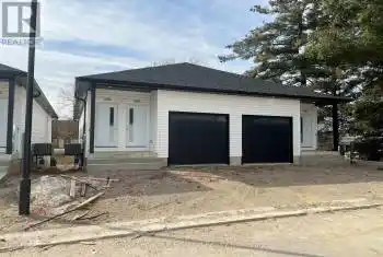 335 John Street, Aylmer, Ontario N5H2C9, 2 Bedrooms Bedrooms, ,1 BathroomBathrooms,All Houses,For Rent,John,X12015006