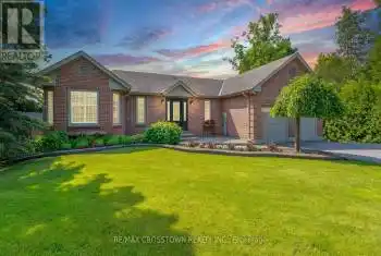 3 Stanley Avenue, Oro-Medonte (Hawkestone), Ontario L0L1T0, 3 Bedrooms Bedrooms, ,3 BathroomsBathrooms,All Houses,For Sale,Stanley,S12014650