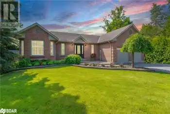 3 STANLEY Avenue, Oro-Medonte, Ontario L0L1T0, 3 Bedrooms Bedrooms, ,3 BathroomsBathrooms,All Houses,For Sale,STANLEY,40698536