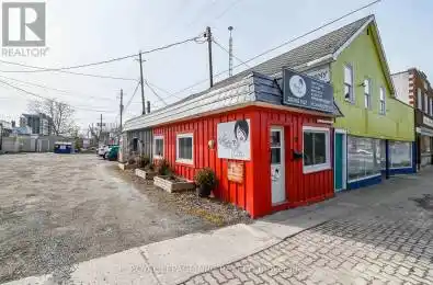 18 Charlotte Street Port Colborne (878 - Sugarloaf) Ontario L3K3C6