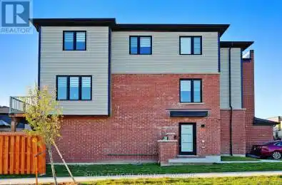 39 Hay Lane Barrie Ontario L9J0T8