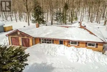 864 Midland Point Road, Midland, Ontario L4R5G2, 4 Bedrooms Bedrooms, ,3 BathroomsBathrooms,All Houses,For Sale,Midland Point,S12014052