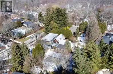 175 MANSFIELD Drive Ancaster Ontario L9G4G3