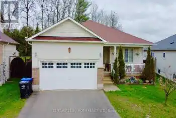 6 Nadmarc Court, Essa (Angus), Ontario L0M1B4, 3 Bedrooms Bedrooms, ,2 BathroomsBathrooms,All Houses,For Sale,Nadmarc,N12015943