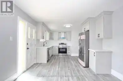 35 Dartford Place Hamilton (Lawfield) Ontario L8V3V7