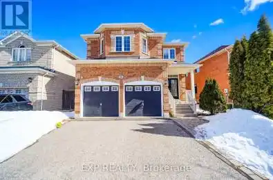 35 Ball Crescent Whitby (Williamsburg) Ontario L1P1W6