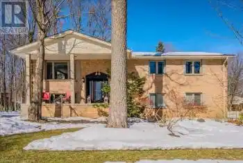 1 NUTHATCH Place, Elmira, Ontario N3B3G5, 4 Bedrooms Bedrooms, ,3 BathroomsBathrooms,All Houses,For Sale,NUTHATCH,40701597