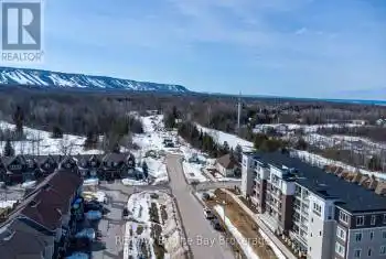 17 Spooner Crescent Unit# 205, Collingwood, Ontario L9Y1T3, 2 Bedrooms Bedrooms, ,2 BathroomsBathrooms,Condo,For Sale,Spooner,S12016390