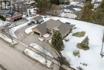 11 Mikelen Drive, Scugog (Port Perry), Ontario L9L1V1, 6 Bedrooms Bedrooms, ,5 BathroomsBathrooms,All Houses,For Sale,Mikelen,E12016469
