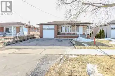7240 Dellaport Drive Mississauga (Malton) Ontario L4T2Y3