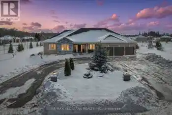 66 Stonesthrow Crescent, Uxbridge, Ontario L0C1A0, 5 Bedrooms Bedrooms, ,4 BathroomsBathrooms,All Houses,For Sale,Stonesthrow,N12017205