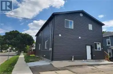 103 PEEL Street Brantford Ontario N3S5M3