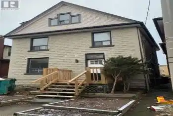 28 Myrtle Avenue Unit# Main, Hamilton (St. Clair), Ontario L8M2E9, 2 Bedrooms Bedrooms, ,1 BathroomBathrooms,All Houses,For Rent,Myrtle,X12017908